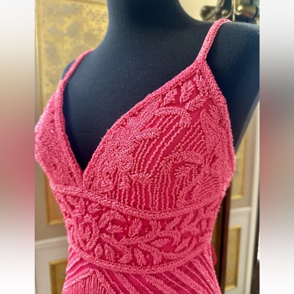 Splendid V-neckline Frilled Bodycon Tea-length Dress by Jovani Hot Pink Size 6 - Picture 7 of 15